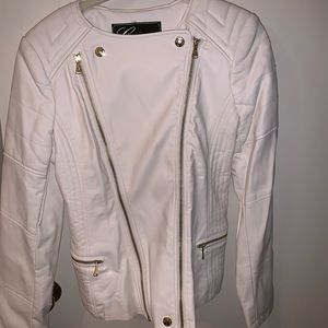 Never worn Guess white leather jacket!!